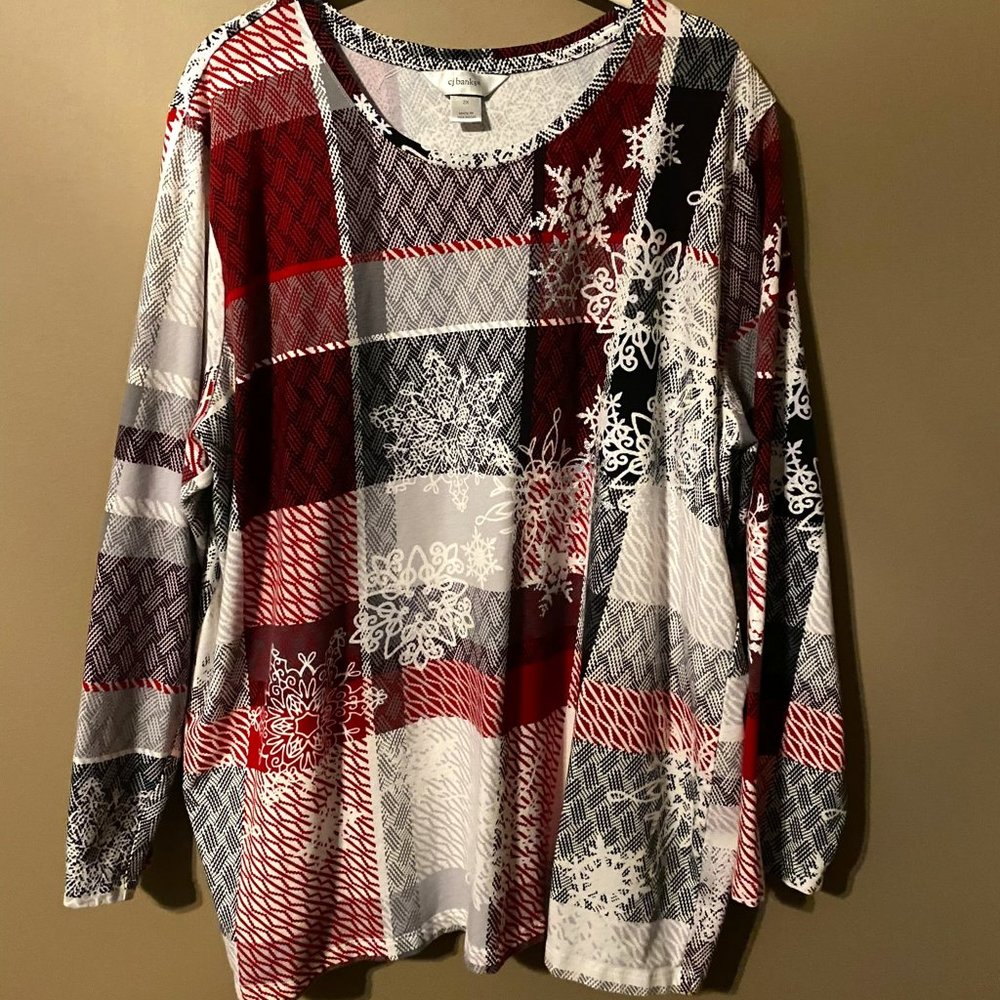 Holiday tee